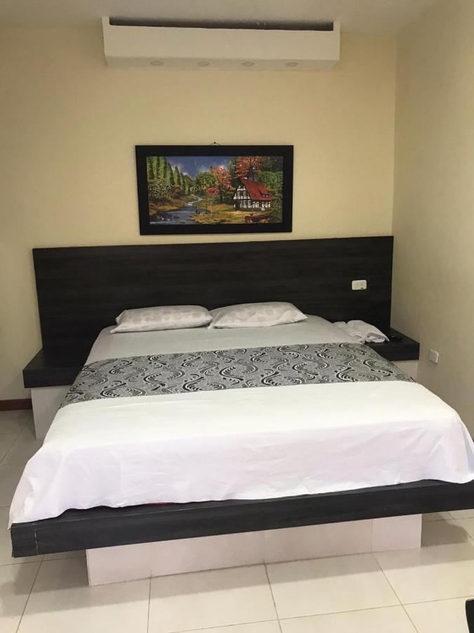 Hosteria Pacific Stone إسمرالداس المظهر الخارجي الصورة